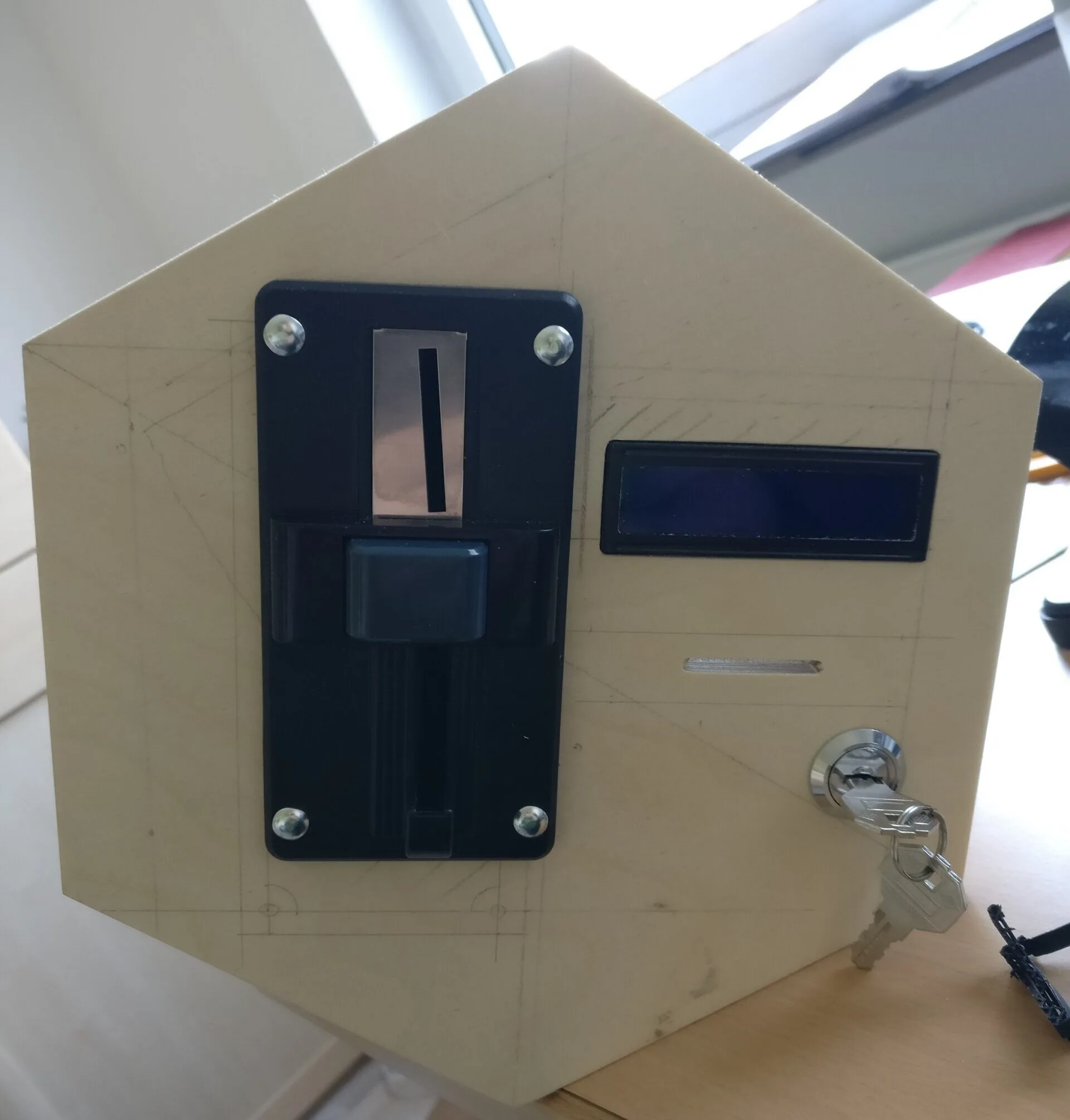 Bauplan Honigautomat „Bienenwabe“ – Bild 2